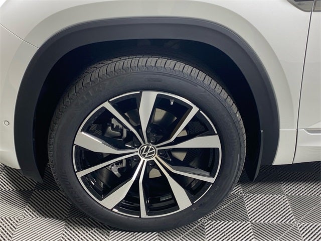 2024 Volkswagen Atlas Cross Sport 2.0T SEL Premium R-Line